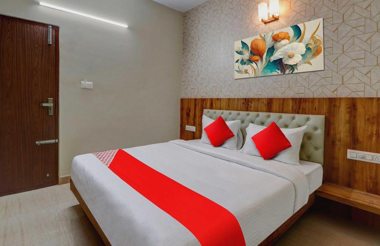 Super Collection O Global Near Kengeri Bus Terminal Metro Station 4*