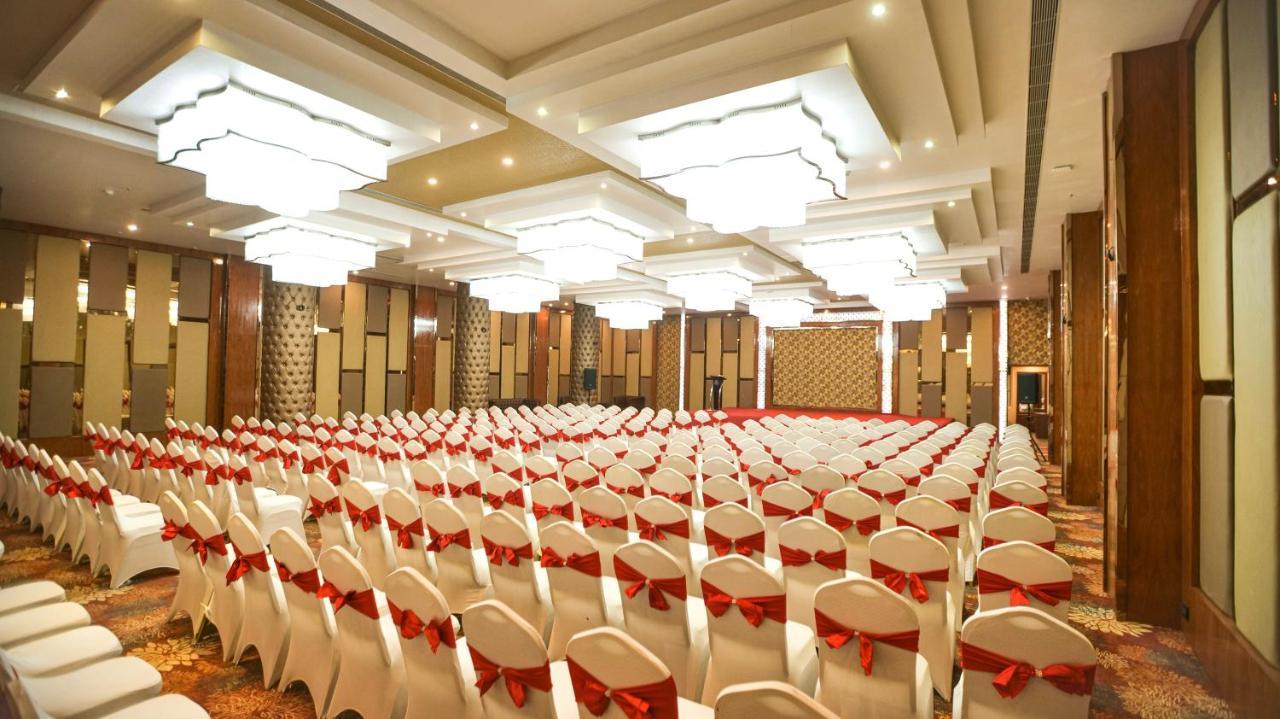 Leroy Grand - Yeshwanthpur Bangalore