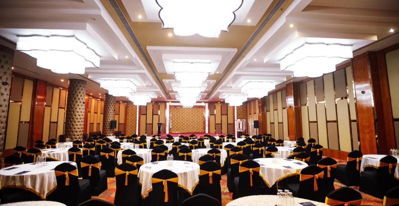 Hotel Leroy Grand - Yeshwanthpur