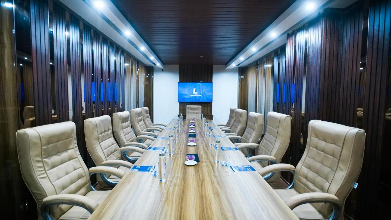 Hotel Leroy Grand - Yeshwanthpur