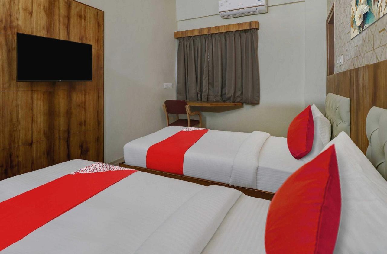 Super Collection O Global Near Kengeri Bus Terminal Metro Station 4*