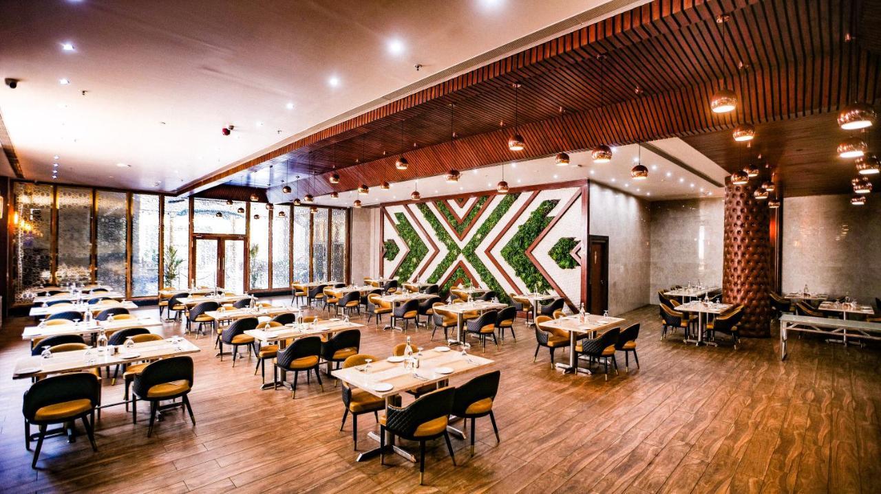 Hotel Leroy Grand - Yeshwanthpur