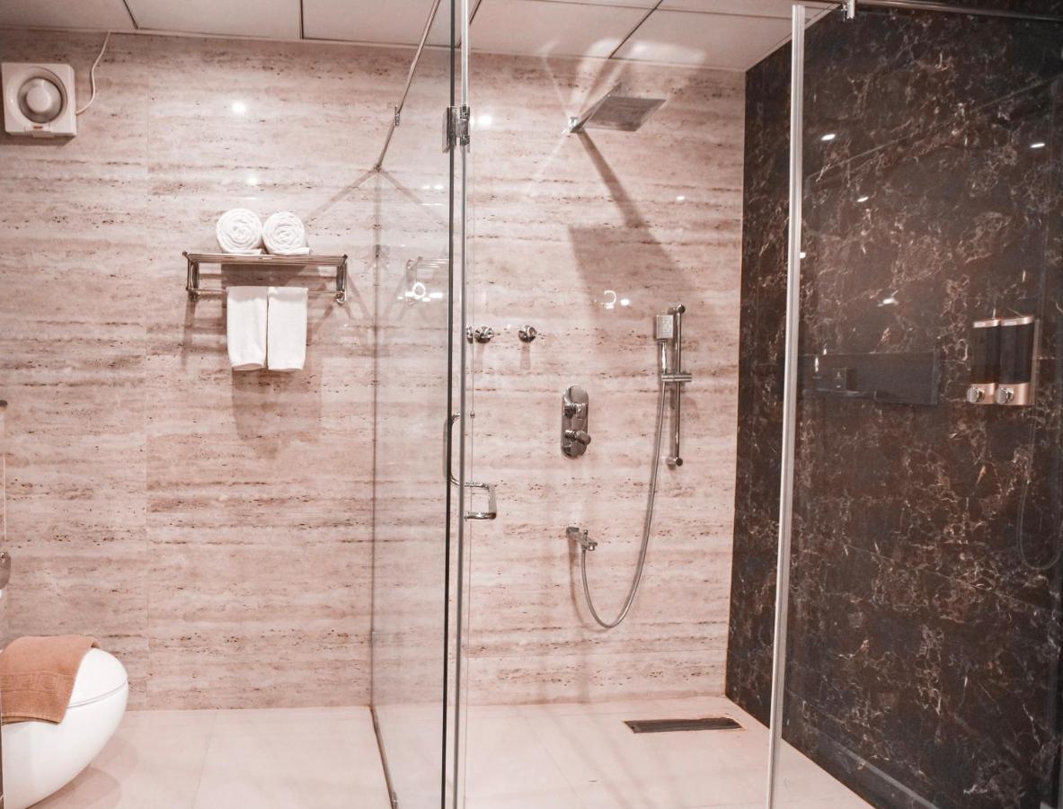 Leroy Grand - Yeshwanthpur Hotel