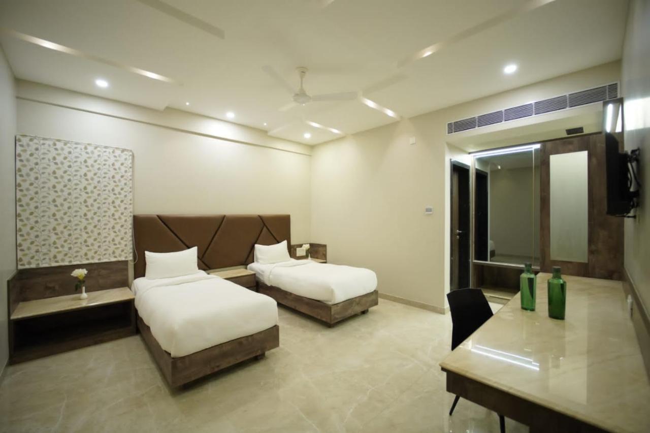 Sun Shine Hotel
