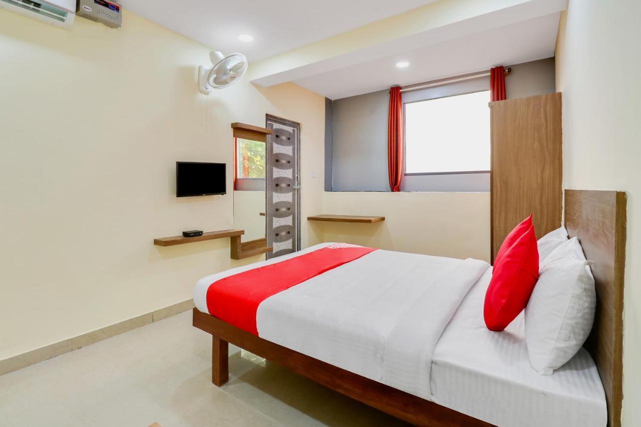 Oyo Sri Sai Residency Near Vijayanagar Metro Station 3*