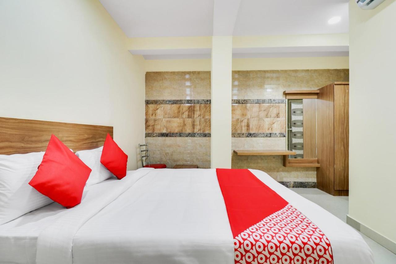 Hotel Oyo Sri Sai Residency Near Vijayanagar Metro Station Bangalore