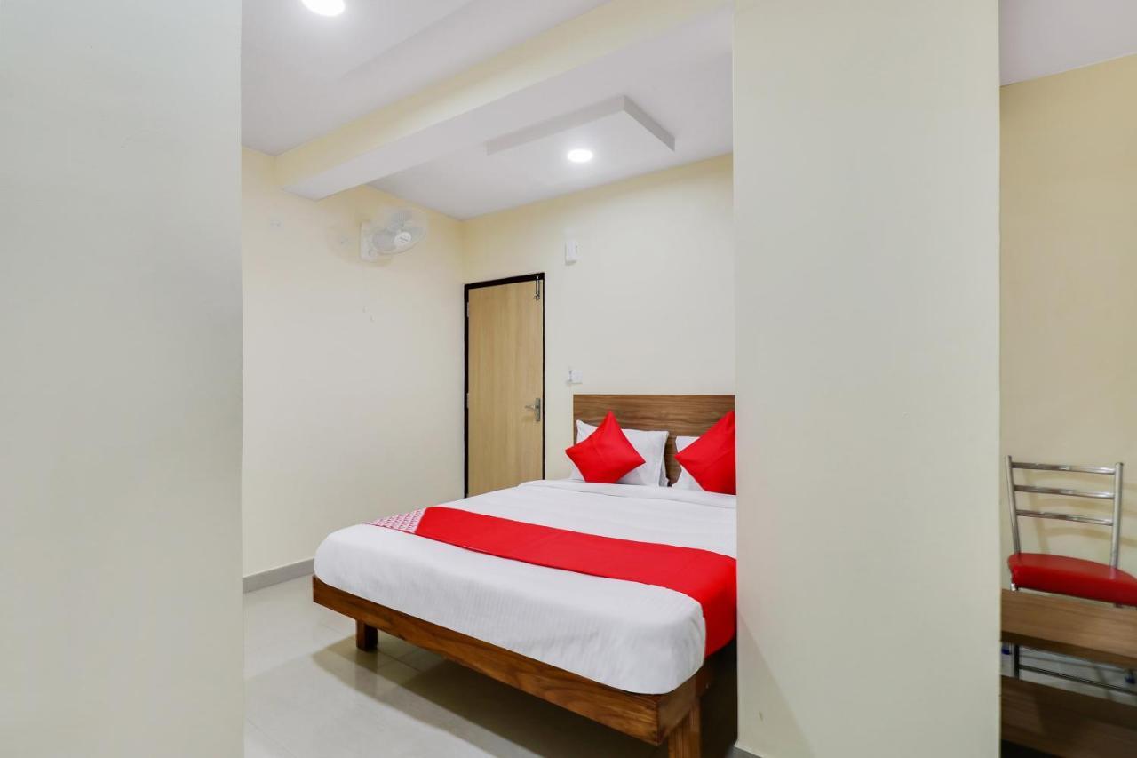 Oyo Sri Sai Residency Near Vijayanagar Metro Station Bangalore