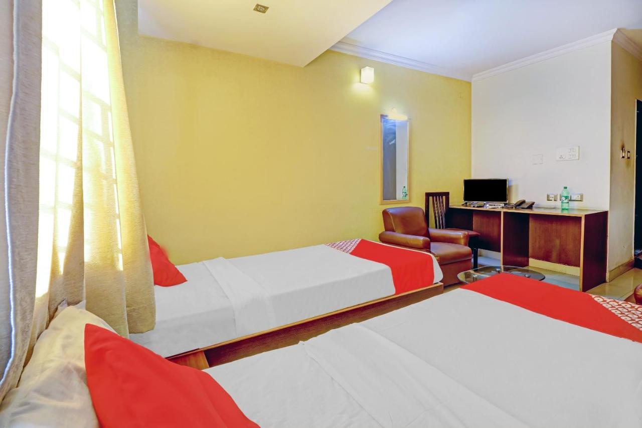 O Flagship 79381 Dm Residency Near Goraguntepalya Metro Station Hotel 3*