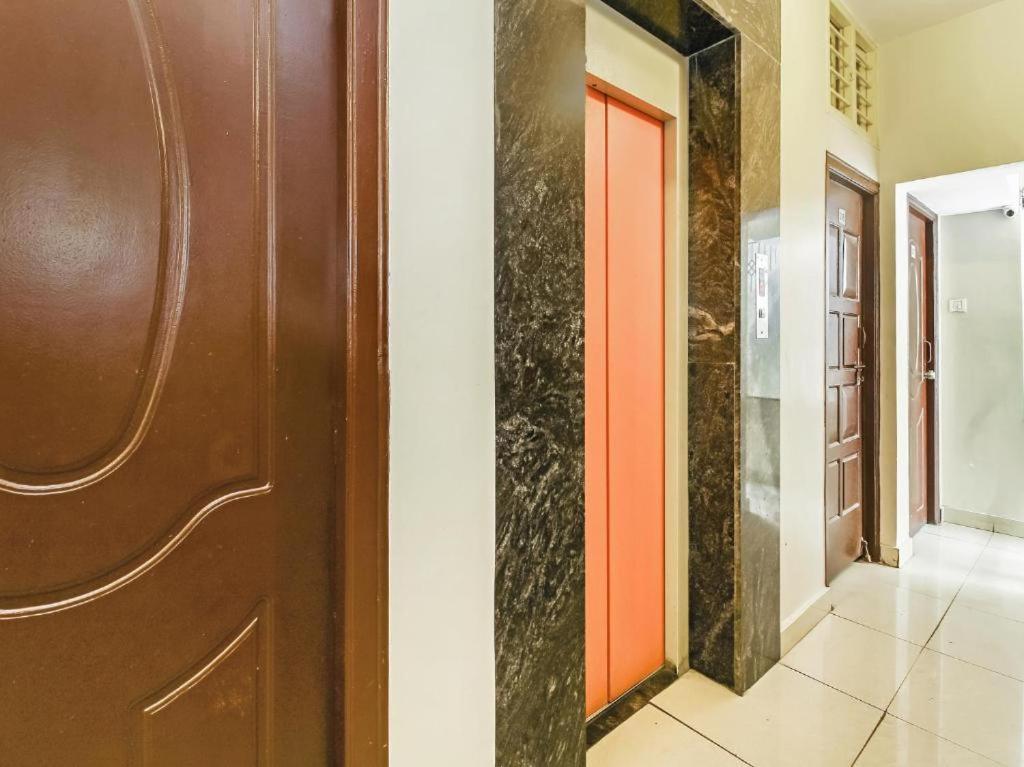 Hotel Parkwood Executive Bangalore