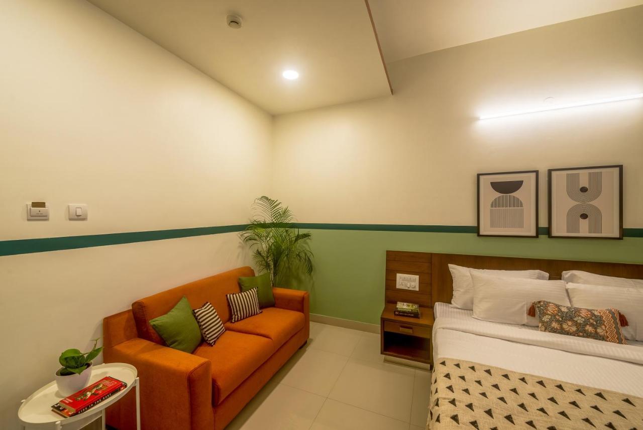 Olive Electronic - By Embassy Group 3*
