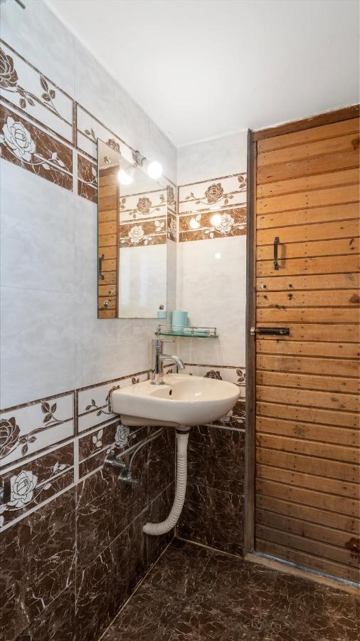 Zen Bungalow Indiranagar Homestay