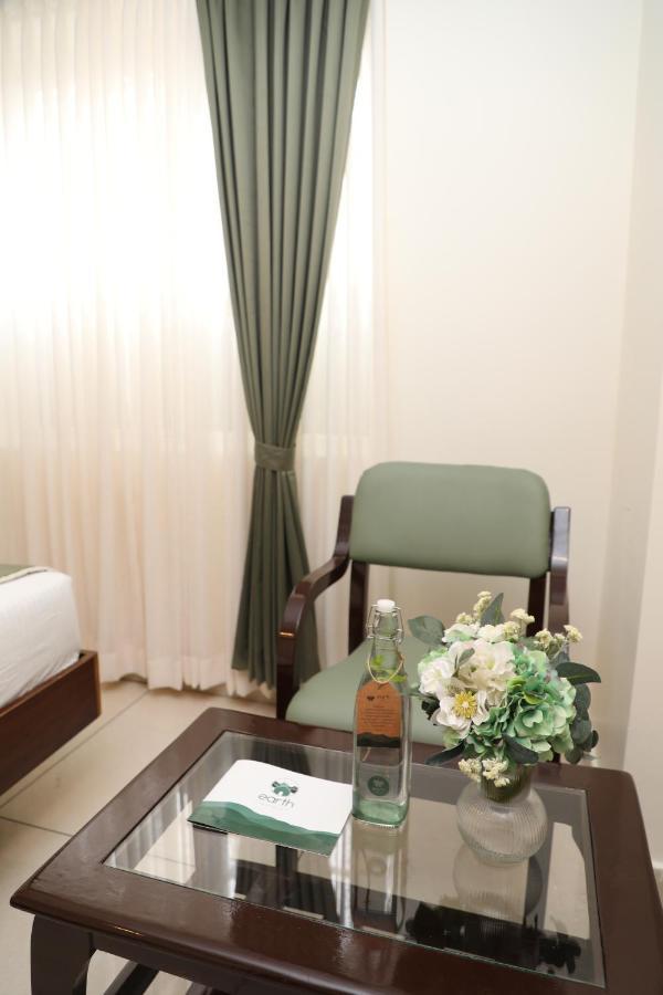 Earth Hotel Bangalore