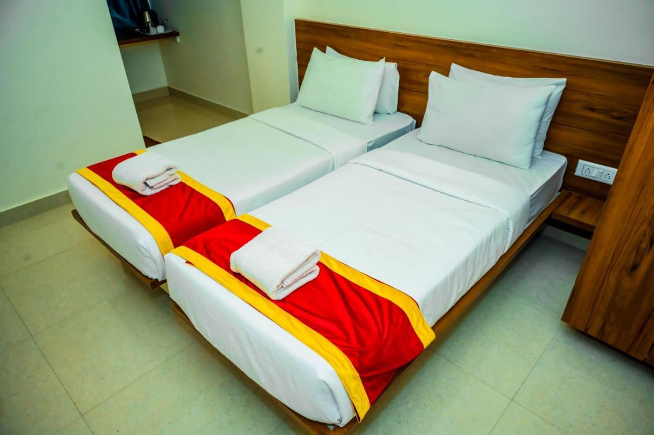 Hotel Purple Grand 2*