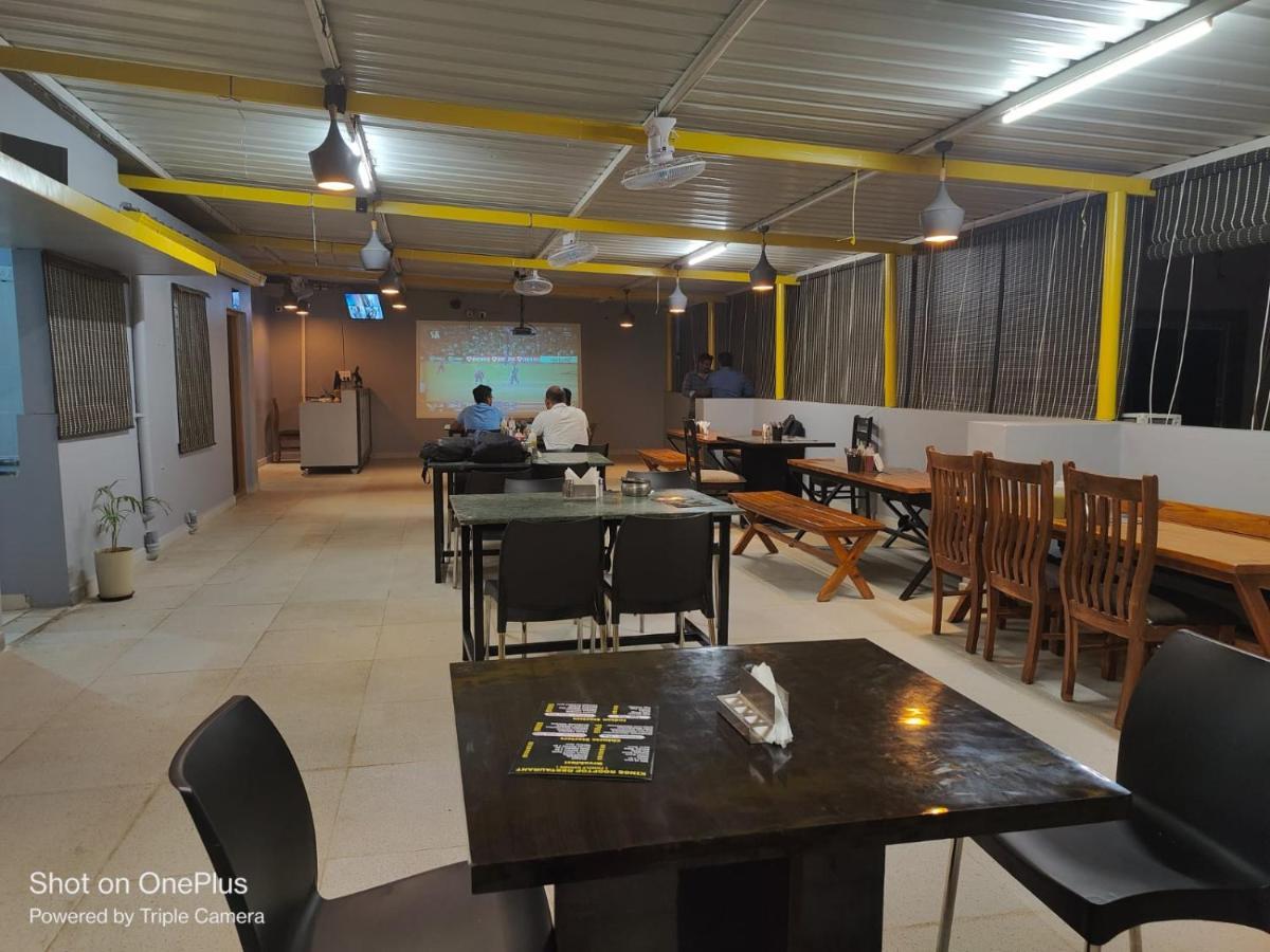 Hotel Kings Palace Manyata