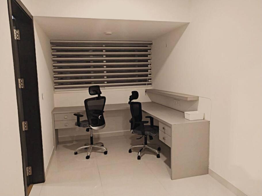 Villa 4 Bhk Furnished Row House