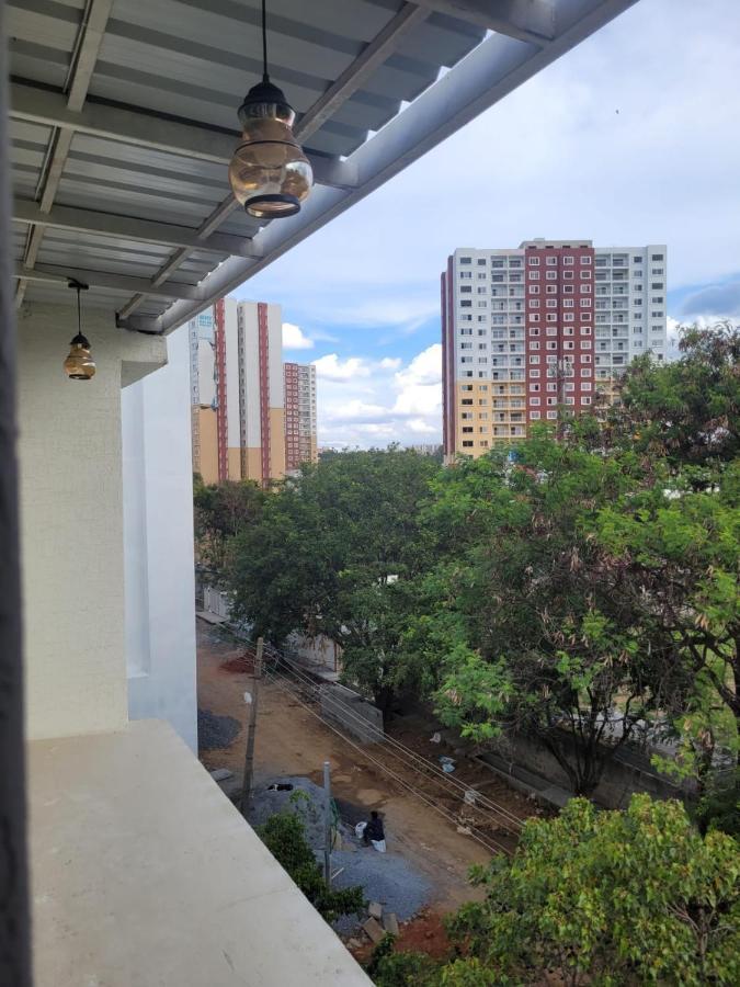 Villa 4 Bhk Furnished Row House *