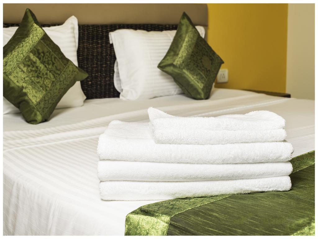 Treebo Trend Edge St Marks Road Hotel