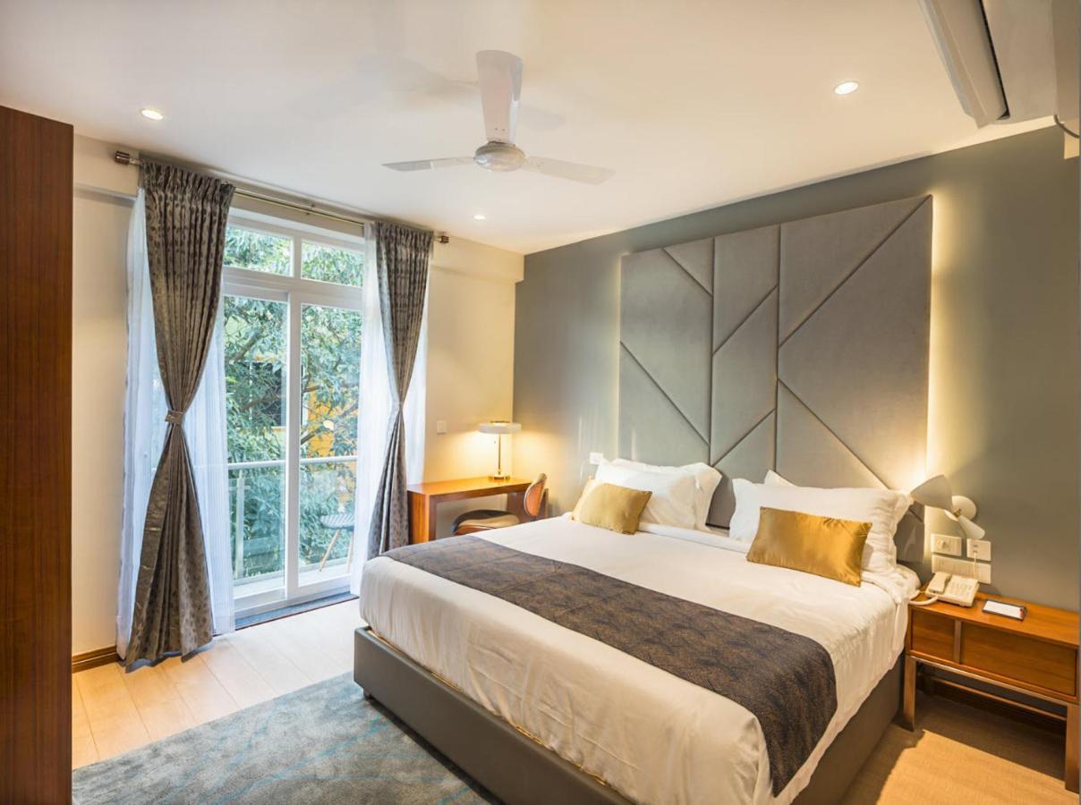 Hotel De Mandarin 3*