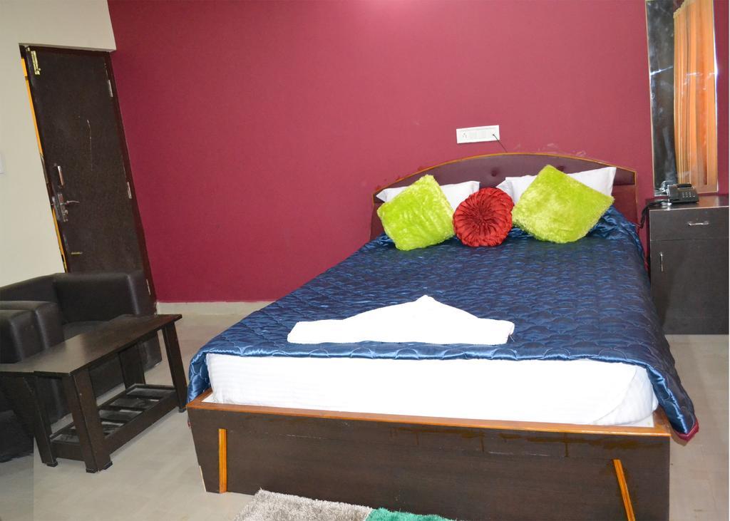 Hotel Kings Gateway