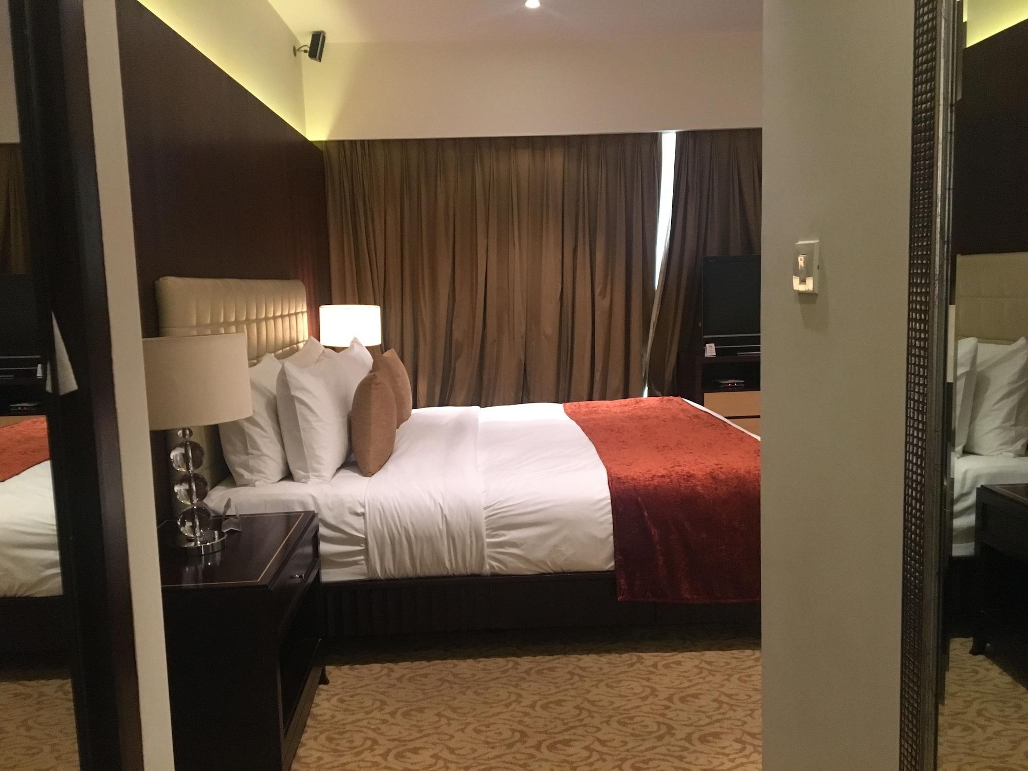 Hotel Oakwood Premier Prestige 5*