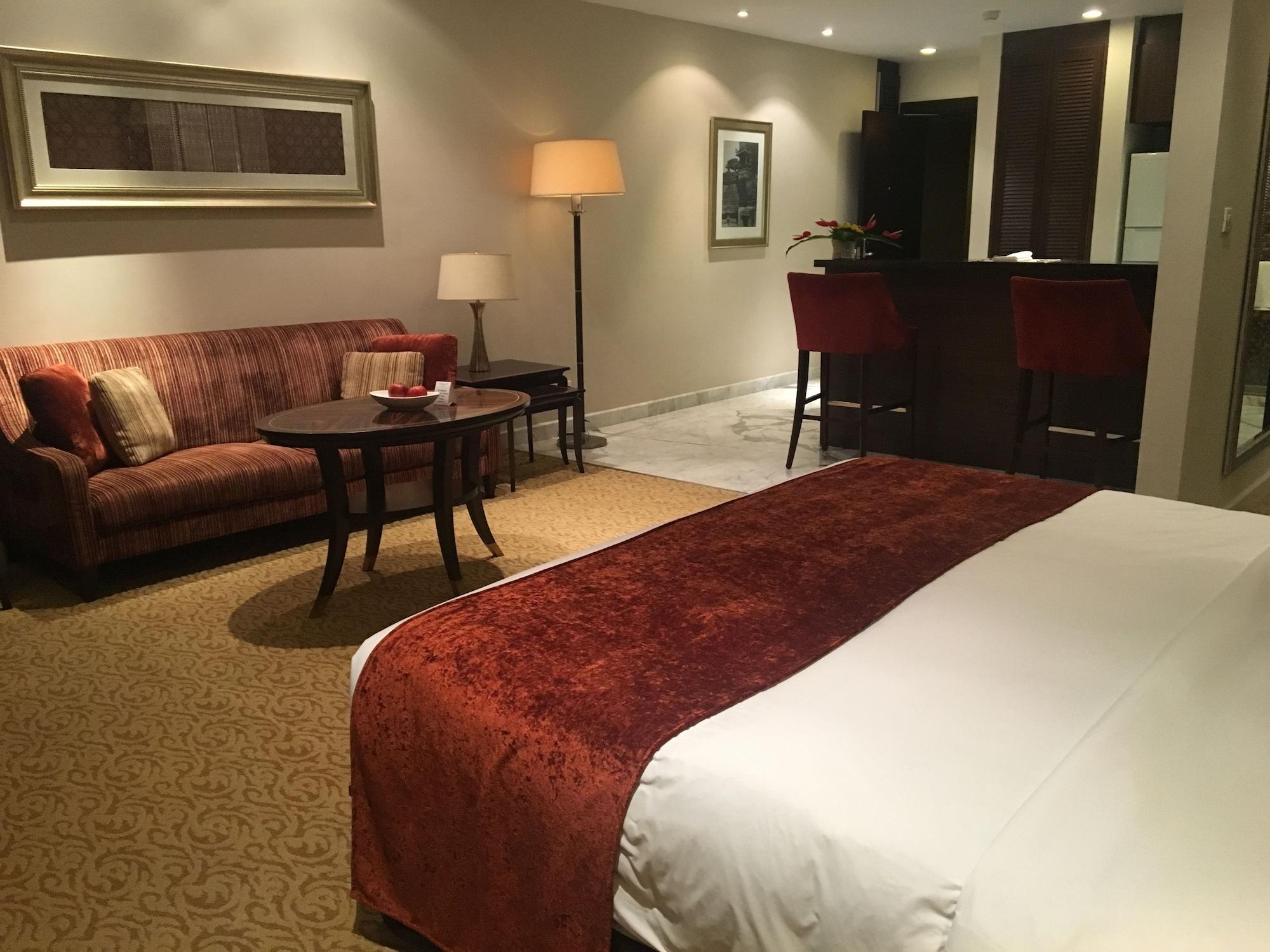 Oakwood Premier Prestige Hotel 5*