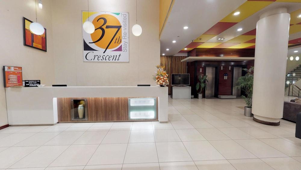 37th Crescent