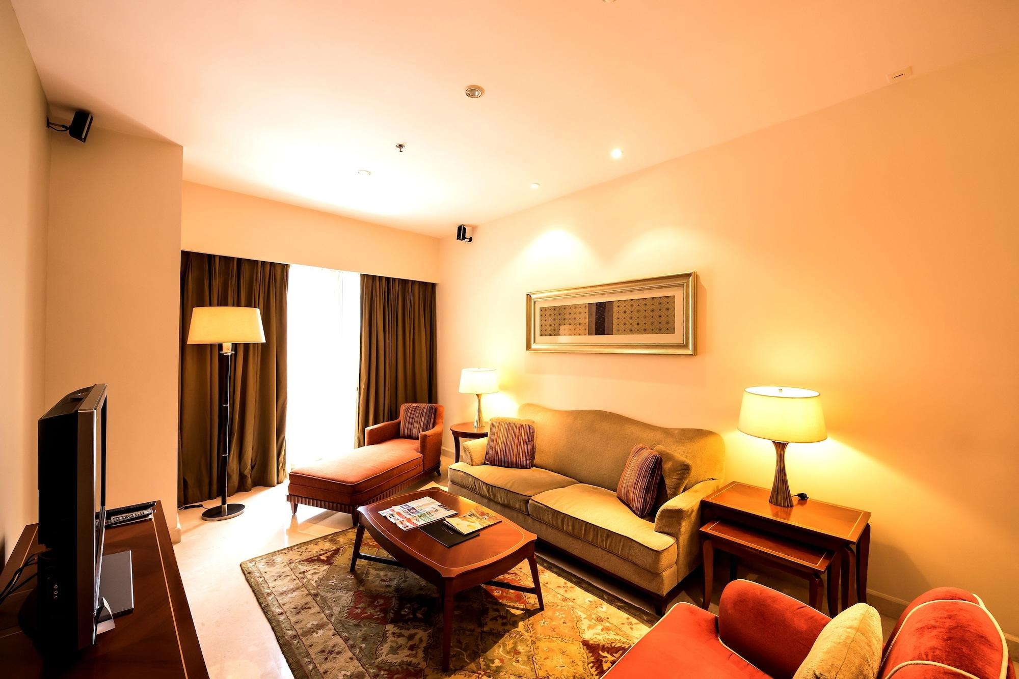 Hotel Oakwood Premier Prestige 5*