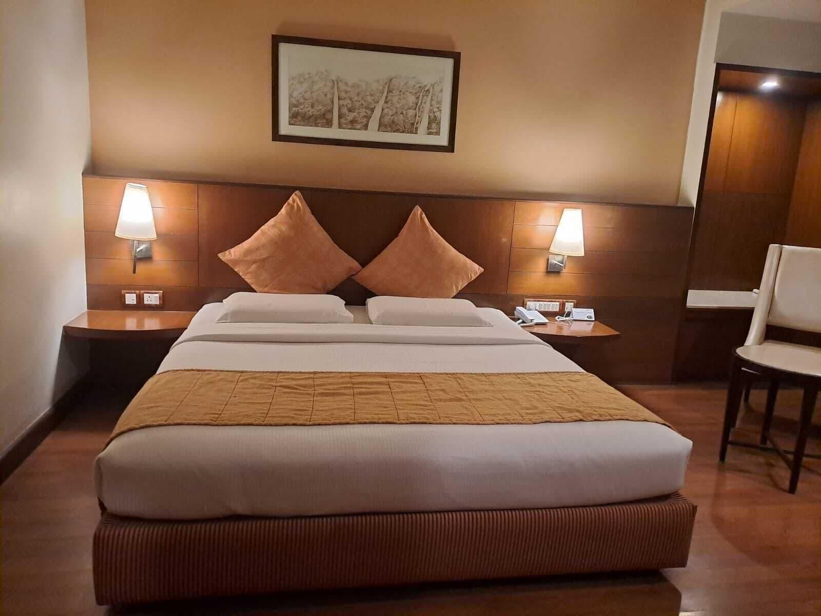 La Sara Grand 3* Bangalore