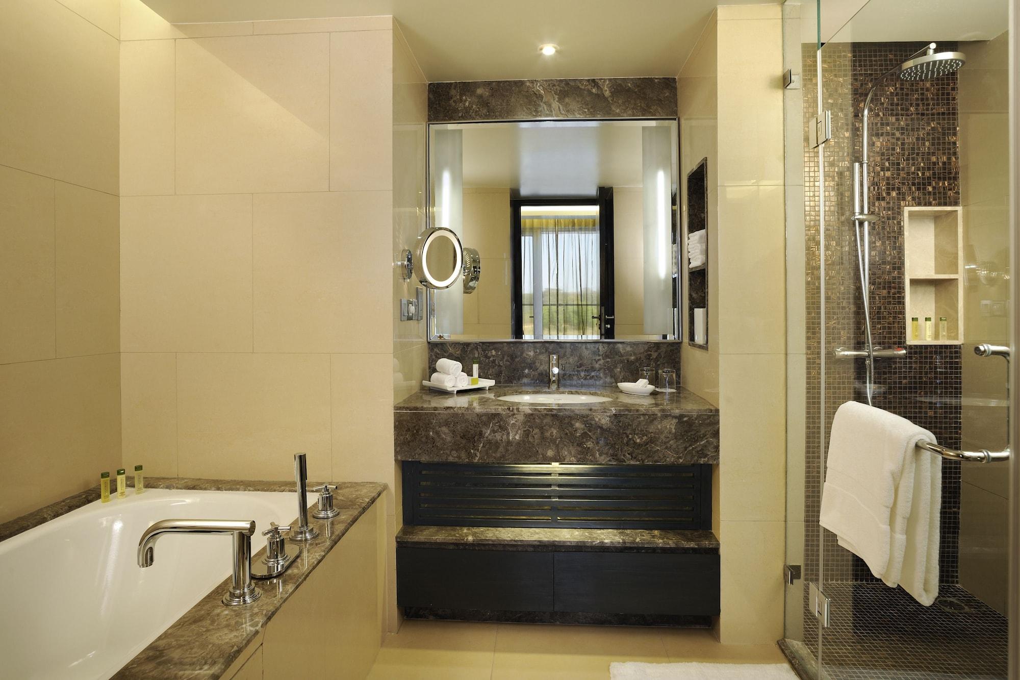 Hotel Doubletree By Hilton Outer Ring Road Bangalore