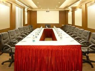 The Royale Senate , Hebbal Hotel 3*