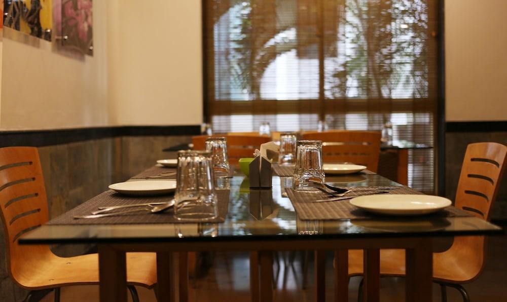 Hotel Treebo Edha Koramangala