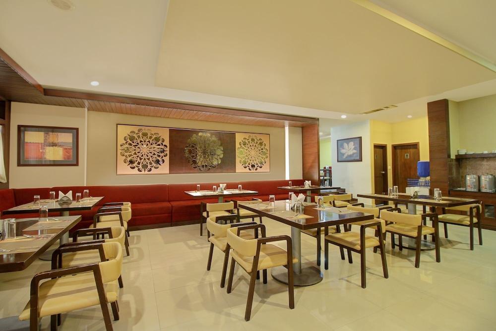 Octave Himalaya Monarch Hotel