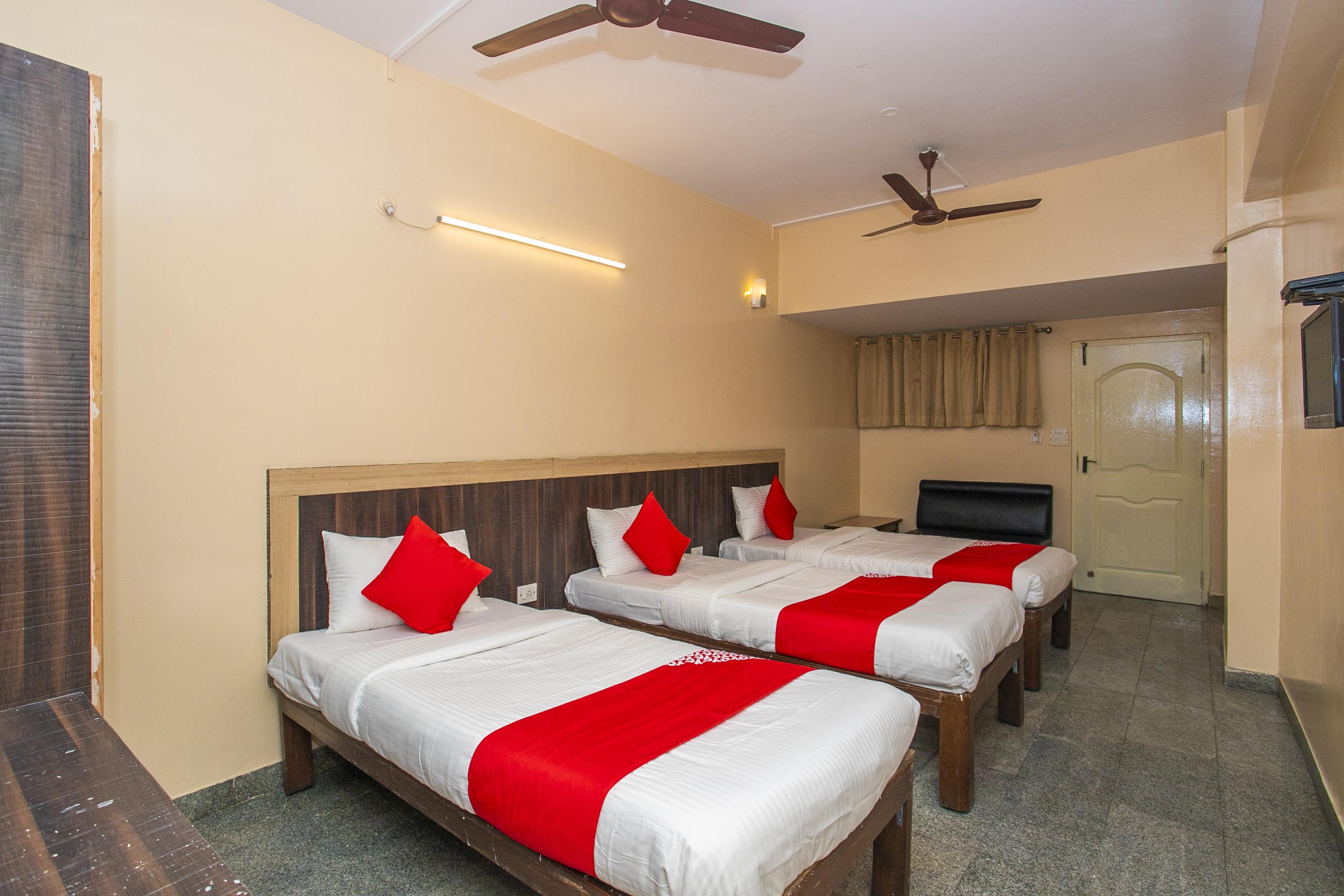 Super Oyo Flagship Archana Comforts Bangalore