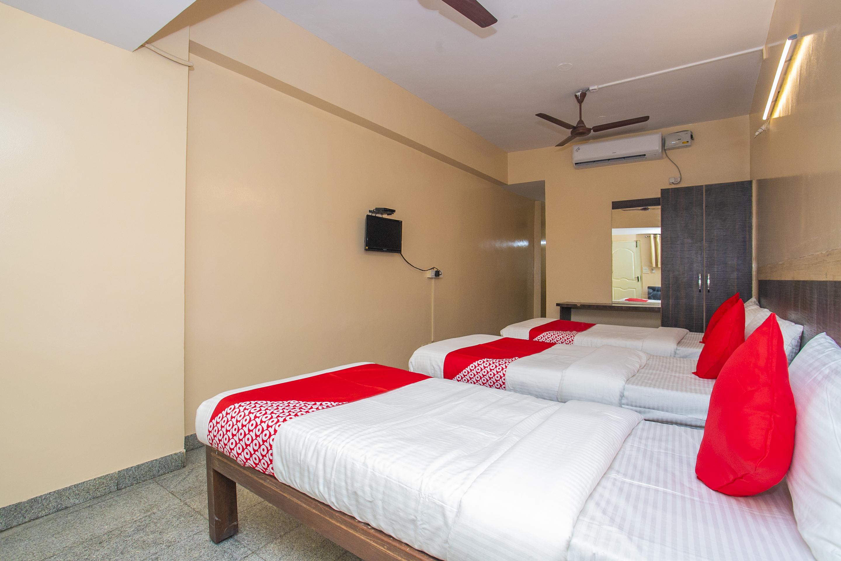 Super Oyo Flagship Archana Comforts 3* Bangalore