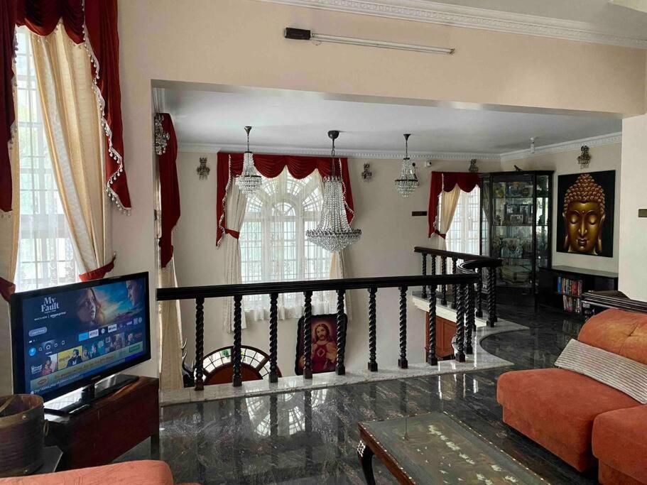 Villa Btm-blr 5bhk With Theatre Bangalore