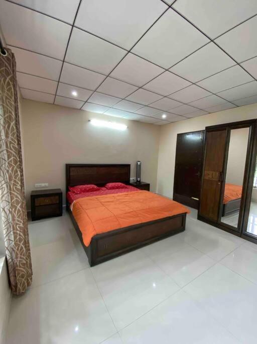 Villa Btm-blr 5bhk With Theatre Bangalore
