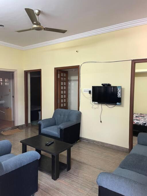 2 - Bedroom With Balcony Beautiful View. * Bangalore
