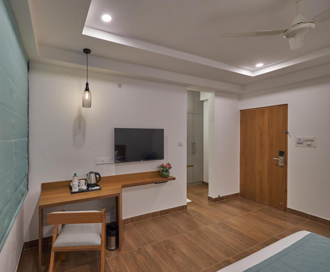 Regenta 4th Block Koramangala Hotel 3*
