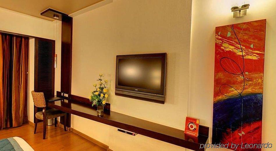 Hotel Iris The Business 4*