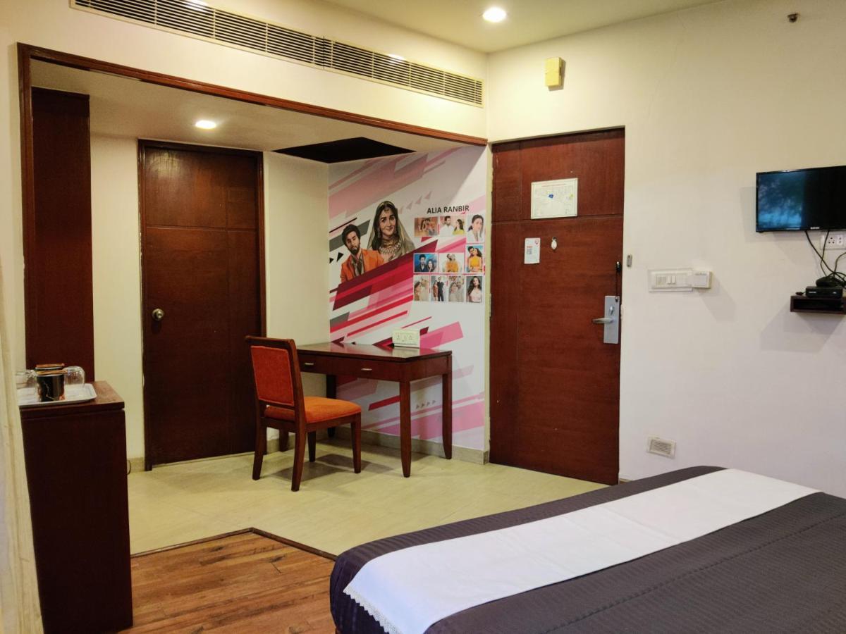 Hotel C - Lotus Park