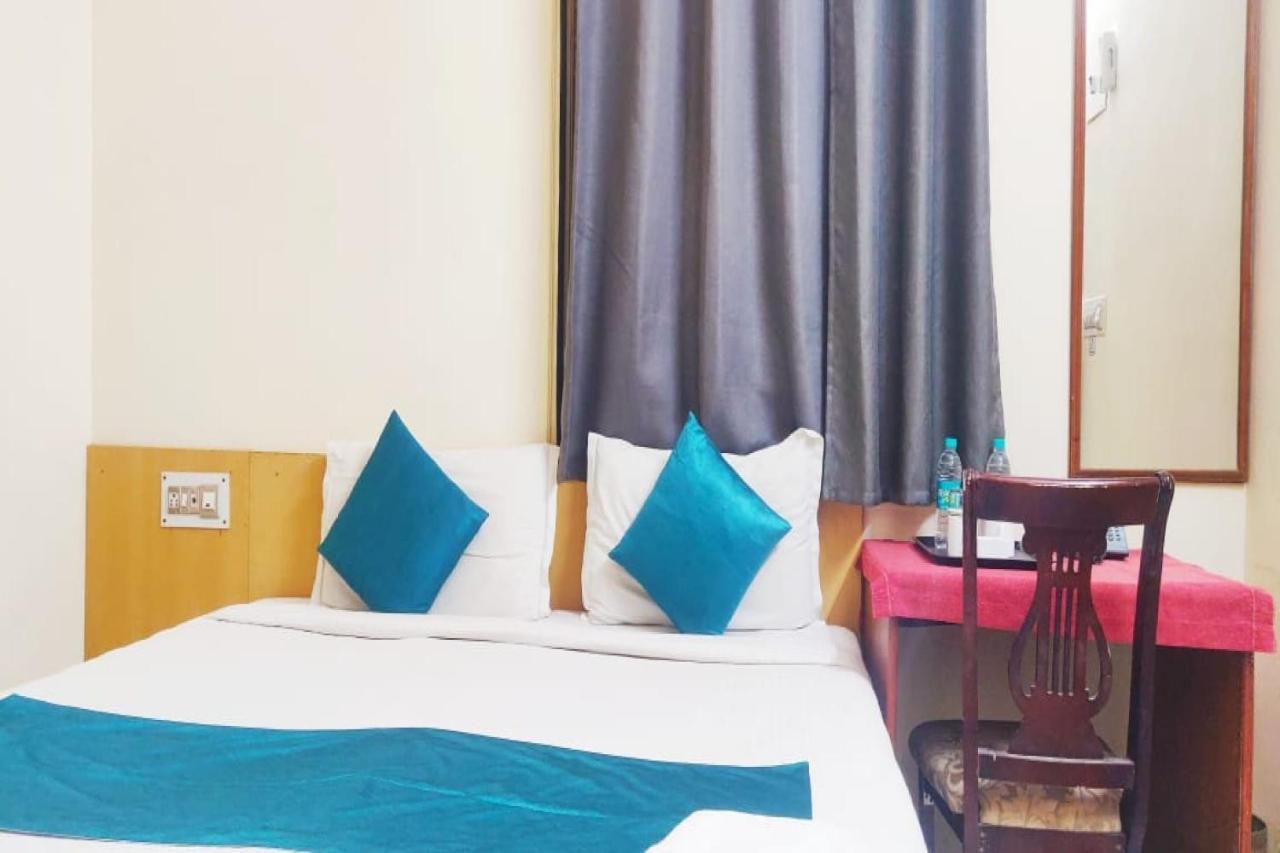O Aster Vue ,near K R Puram , Bhattarahalli Signal 3*