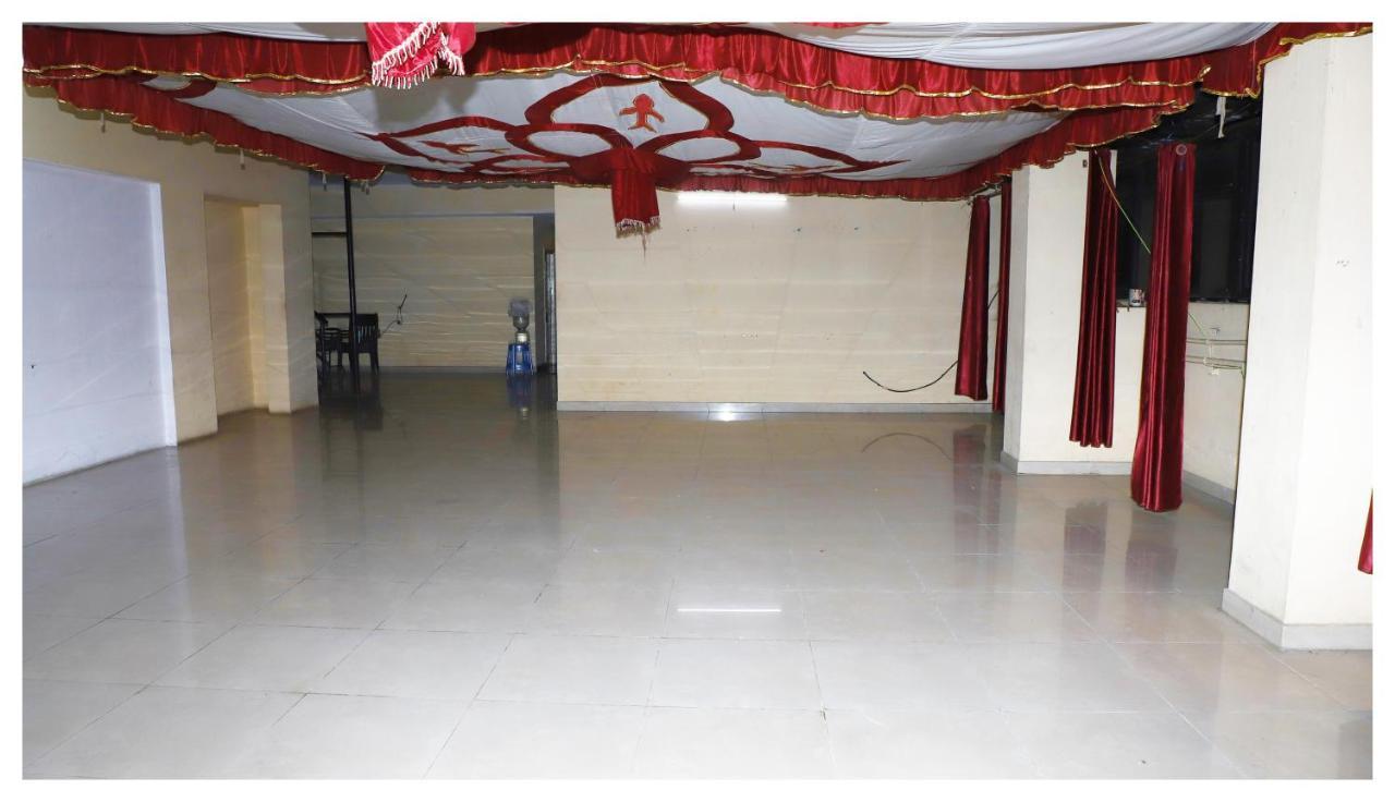 Smile Shree Ganesh Regency Hotel 3*