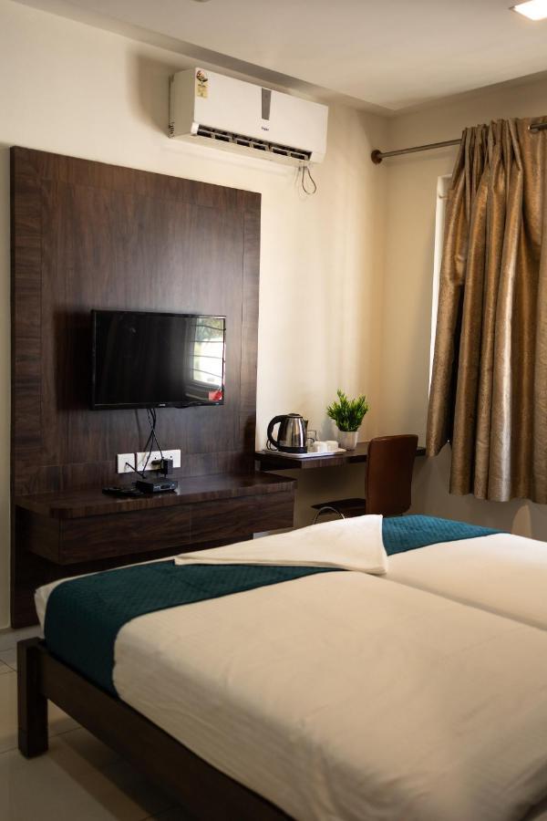 Bed & Breakfast Catalyst Suites, Rajaji Nagar Bangalore