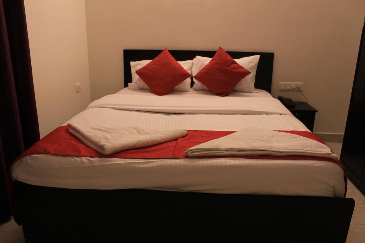 S M Residency Lodge *