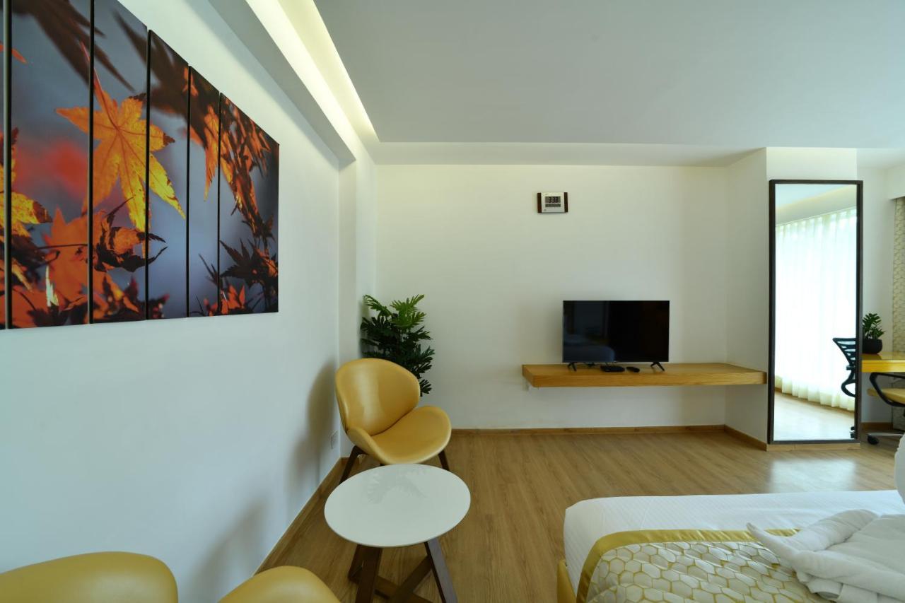 The President Hotel, Kumarapark Bangalore
