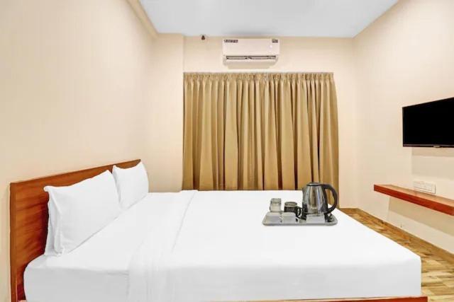Sri Udupi Park Phoenix Mall Hotel