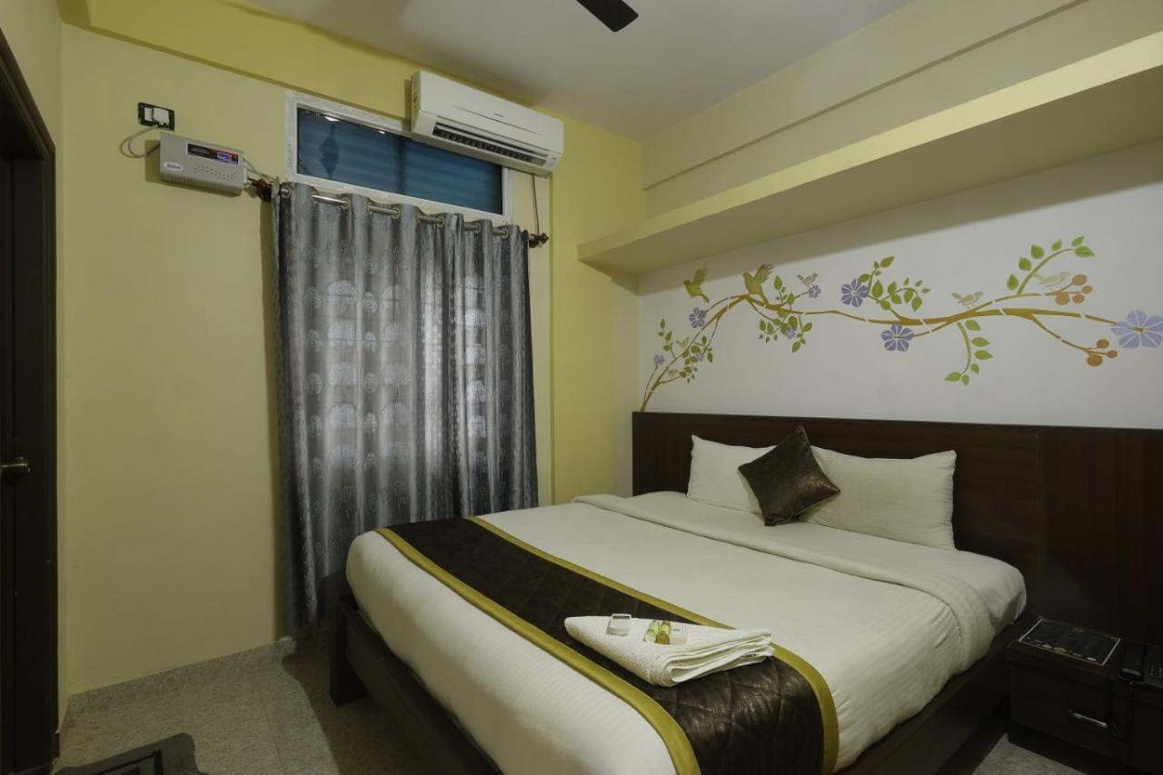 Dms Service & Luxury 3* Bangalore