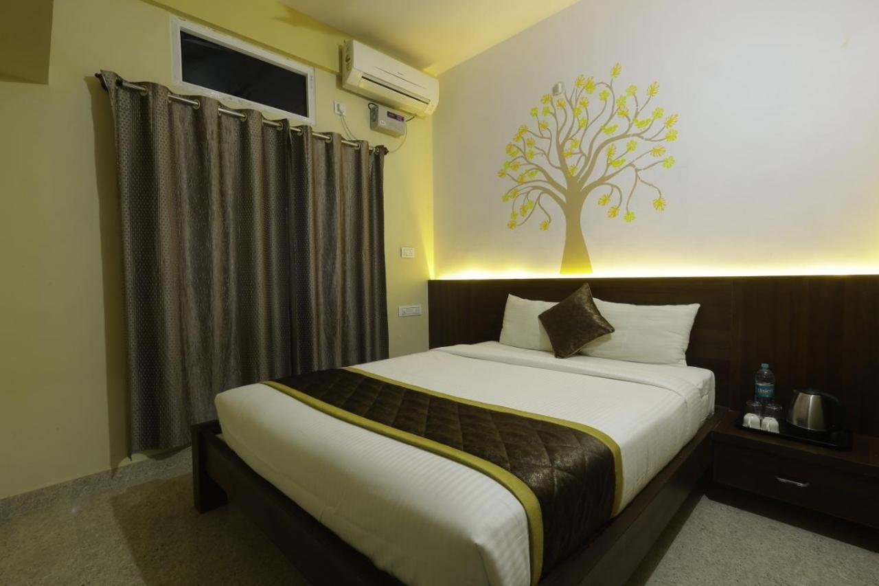 Dms Service & Luxury Hotel Bangalore