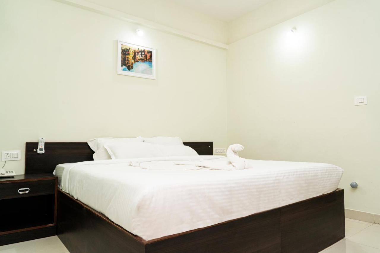 Hotel Maybaach 3*