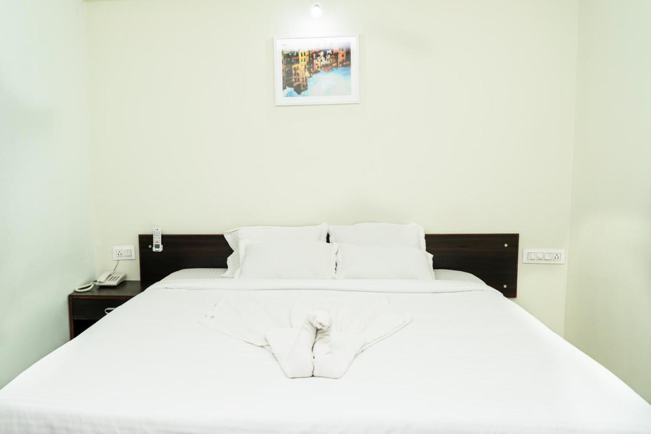 Maybaach Hotel 3*